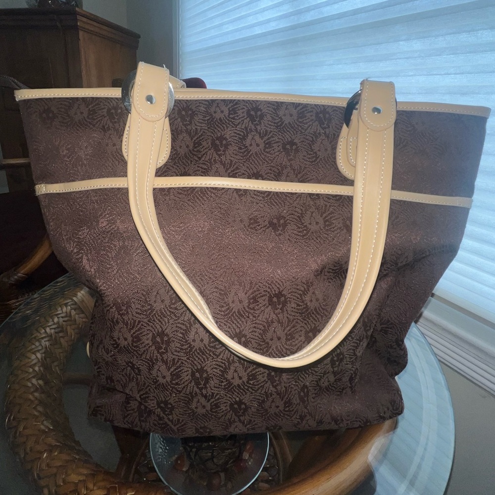 Anne Klein tote - Picture 3 of 15